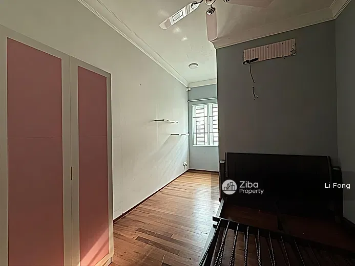 No Image
