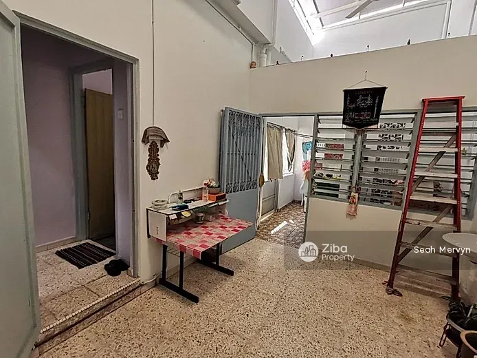 No Image