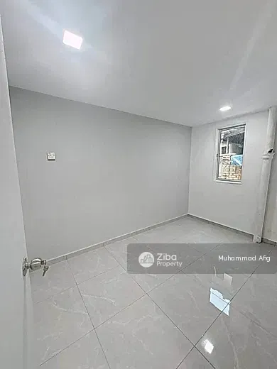 No Image