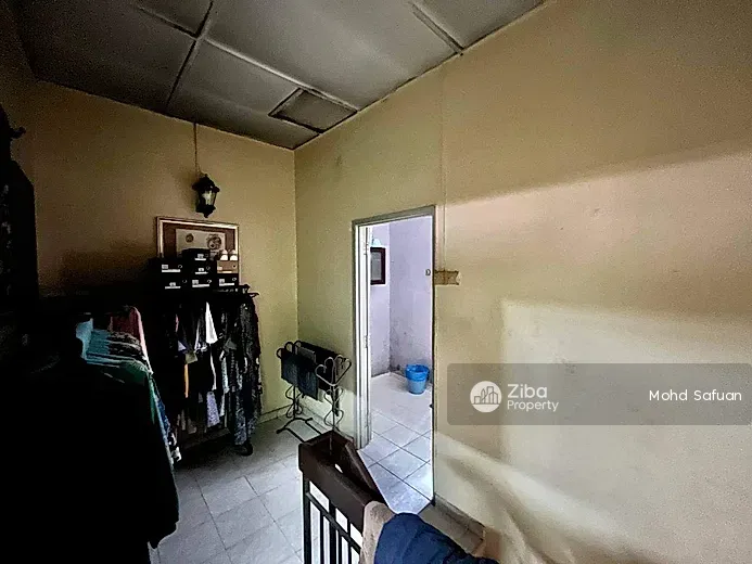 No Image