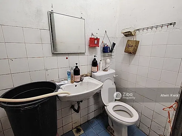 No Image