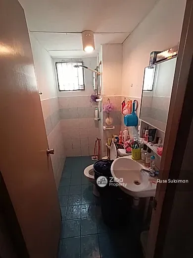 No Image