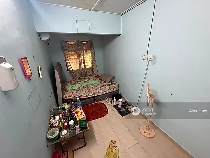 No Image