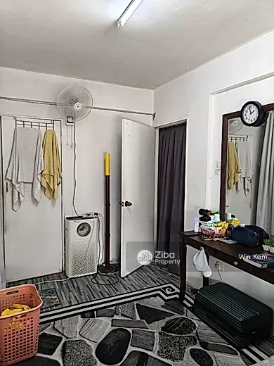 No Image