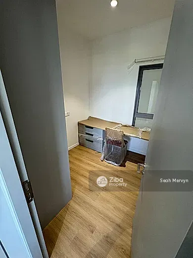No Image