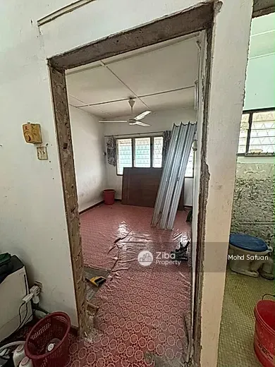 No Image