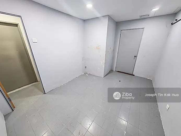 No Image