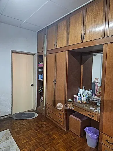 No Image