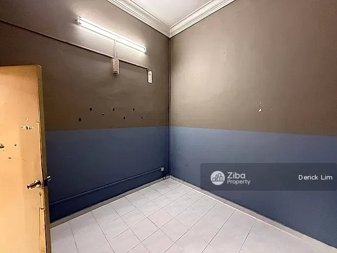 No Image