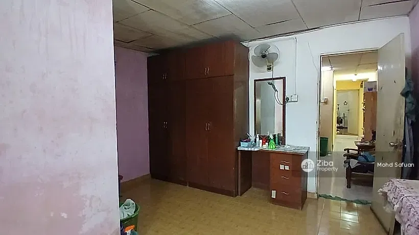 No Image