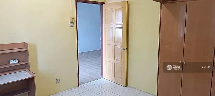 No Image