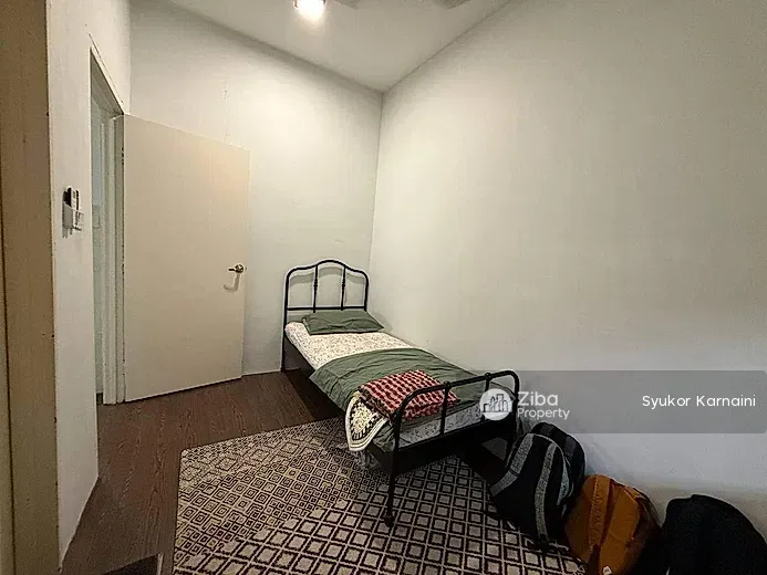 No Image