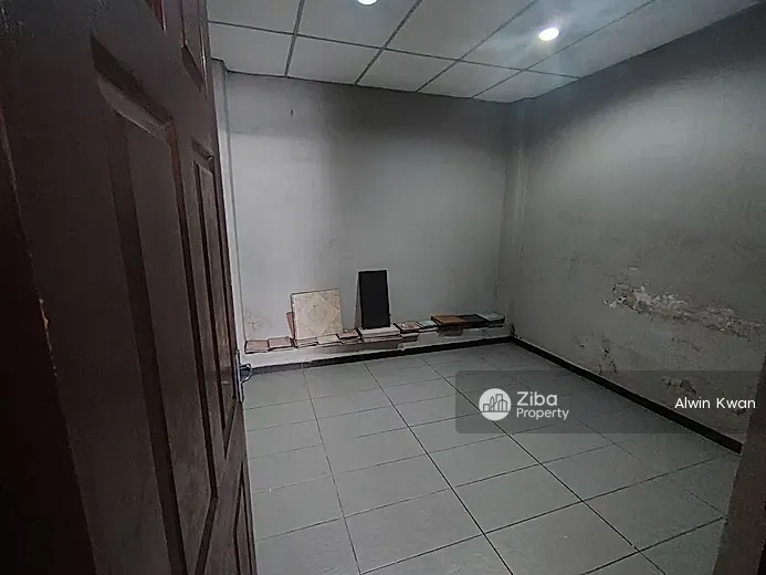 No Image