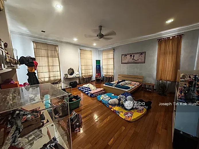 No Image