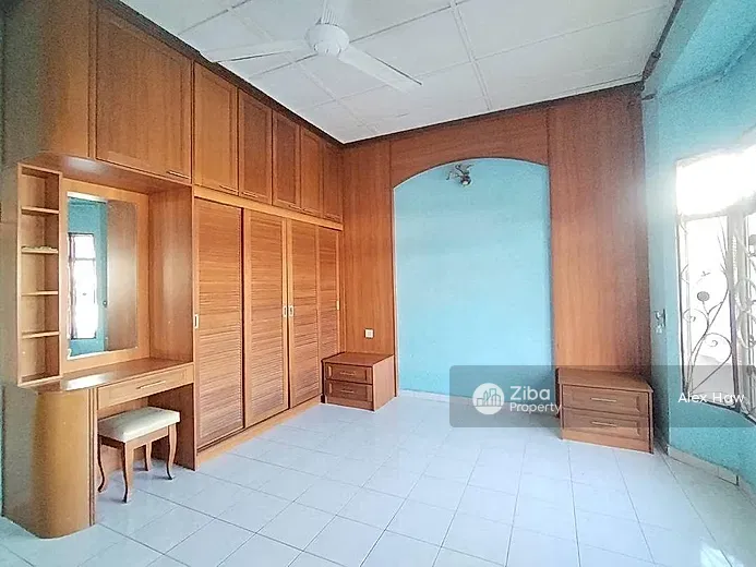 No Image